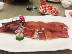 -沙龙酒家