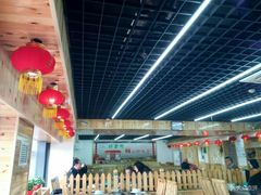 大堂-屯老二农家铁锅炖·行业领军者(梅江店)