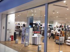 -优衣库(广州番禺万达广场店)