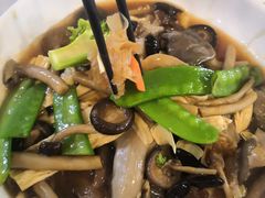 罗汉斋-文记壹心鸡(宝华路店)