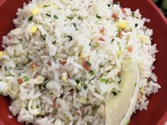 -江城燕子大排档(江汉路步行街店)