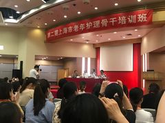 -上海长海医院-地下停车场
