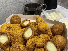 芝士球-BHC炸鸡(明洞总店)