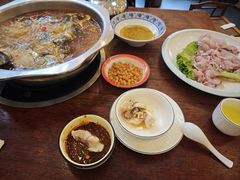 -大理.老字号渝记酸萝卜乌鱼(古城总店)