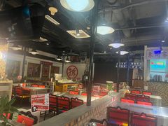 -马路牙子烧烤音乐酒馆(望京店)