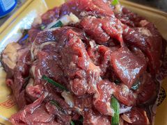 -黄利砖万峰林布依特色酸笋牛肉馆