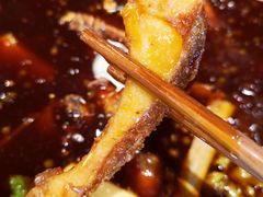 -肖肖酸萝卜鱼火锅(总店)