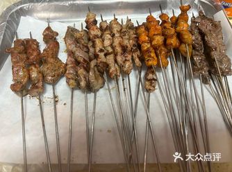 #0元玩转这座城 这家肉串店在娄山关路那边
