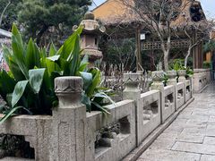 -龙华寺