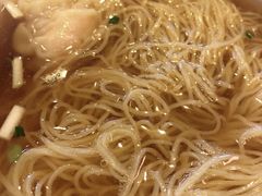 招牌鲜虾云吞面-新大咀港式茶餐厅(宝山万达店)
