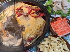 -鸿姐老火锅(花园路店)