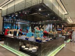 -广州万富希尔顿酒店·感趣自助餐厅·金秋蟹宴生蚝海鲜刺身烧烤