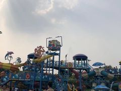 -欢乐水魔方水世界
