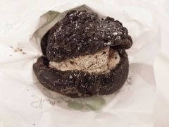 奥利奥咸奶油泡芙-mira甜品屋(财大店)