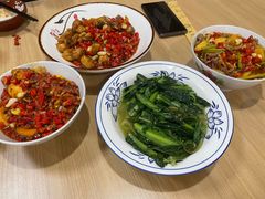 -老游独一佳湘菜馆(高新四路店)