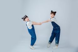 -小鬼当佳儿童摄影(河北保定店)