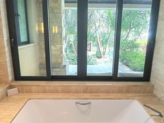 -海南清水湾莱佛士酒店