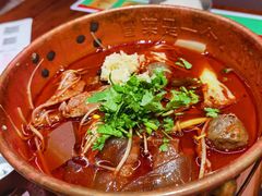 -成都你六姐·牛肉冒菜(信泰中心商场店)