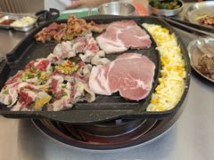 -阿亲家·韩式无限烤肉(春熙路店)