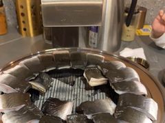 -围炉肉舍•炭烤活鳗•丹东海鲜烤肉(步行街店)