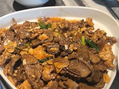 -大胡同天津菜·海肠捞饭·津门皮皮虾锅贴一绝(西姜井店)