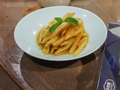 巧手萝卜皮-印巷里主题餐厅(马鞍山店)