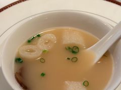 -洋房火锅(上海新天地南北里店)