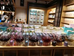 -猫的天空之城概念书店(苏州诚品店)