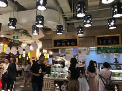 大堂-清真·尼罗美食城(王府井生活广场店)