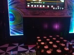 -奉化一页时尚KTV(奉化店)