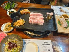 -Dombe豚(黑猪肉街店)
