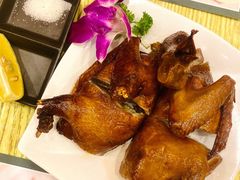 烤乳鸽-添好运点心专门店(百老汇店)