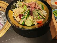 -山川小町·极番烧肉(新地假日广场店)