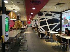大堂-麦当劳(龙之梦购物中心店)