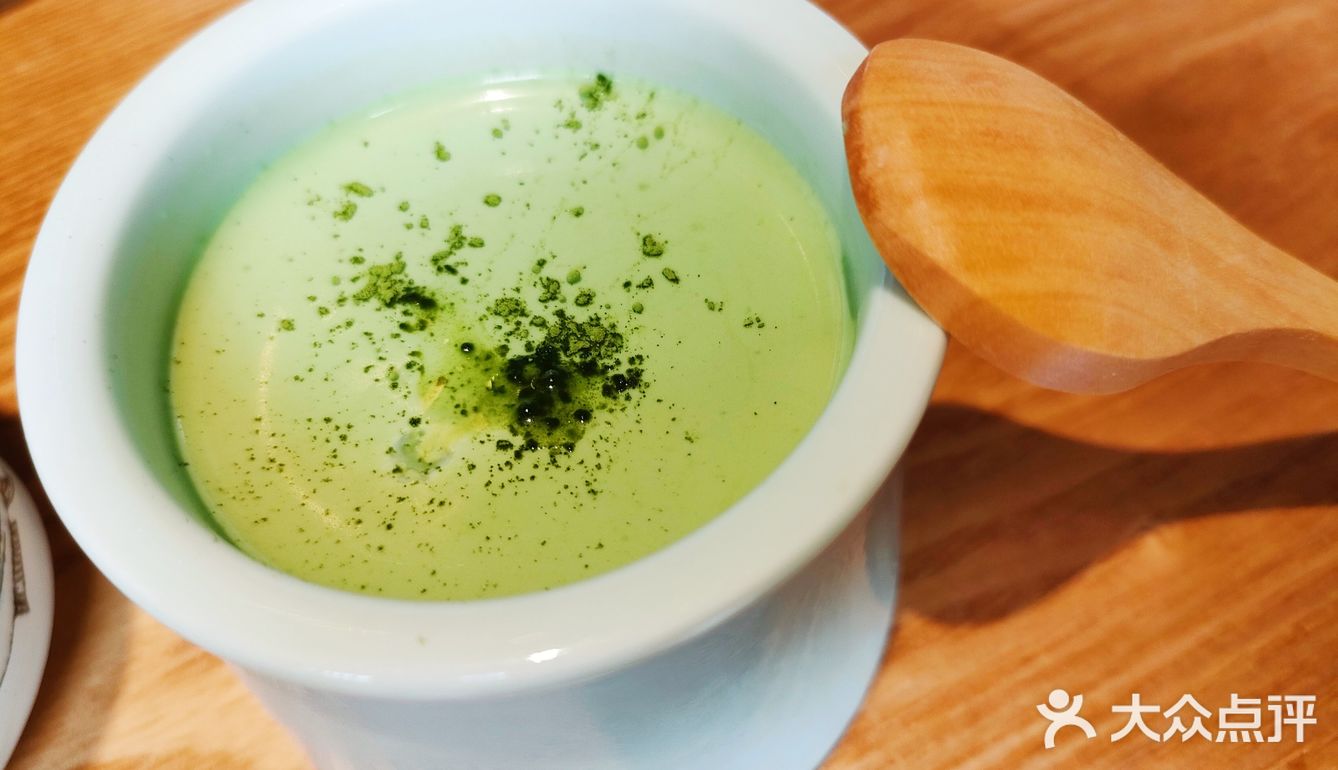 点了两份单人套餐，又单独点了一份年糕一份虾球