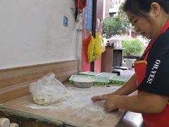 -孖妹上肉饺子馆