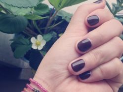 手部美甲-百利悠专业美甲沙龙