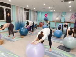 -爱尔乐美孕产瑜伽·普拉提