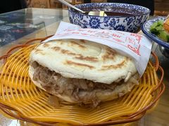 -钰园秦镇米皮(长安西路三兴园店)