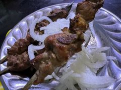 -烤肉小伙烤肉店
