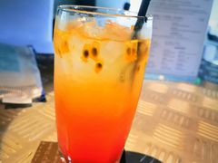 -穹六人间 people 6(岳阳路店)