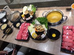 -呷哺呷哺(新世界百货望京店)