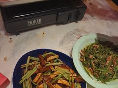 -老街烧烤大排档·地道湖北菜·龙虾馆(汉口火车站店)