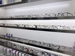 -视野联行眼镜·蔡司·尼康战略合作店(城西银泰店)