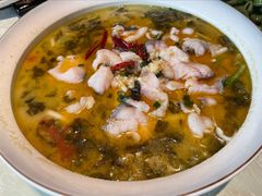 老坛酸菜鱼-金典银峰老鹅馆·昆山菜(亭林公园店)
