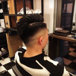 -MARTIN'S BARBER SHOP男士理发馆
