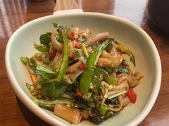 -有红鸡毛店·川菜(建设路店)