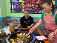 -边江铁锅炖鱼(振八街店)