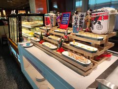 面包甜点陈列柜-蓉城四海黑牛烤肉海鲜自助餐厅(宜兴宝龙店)