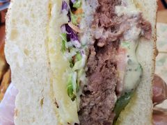 超厚芝士牛肉汉堡-魏斯理汉堡(西安沣东吾悦店)